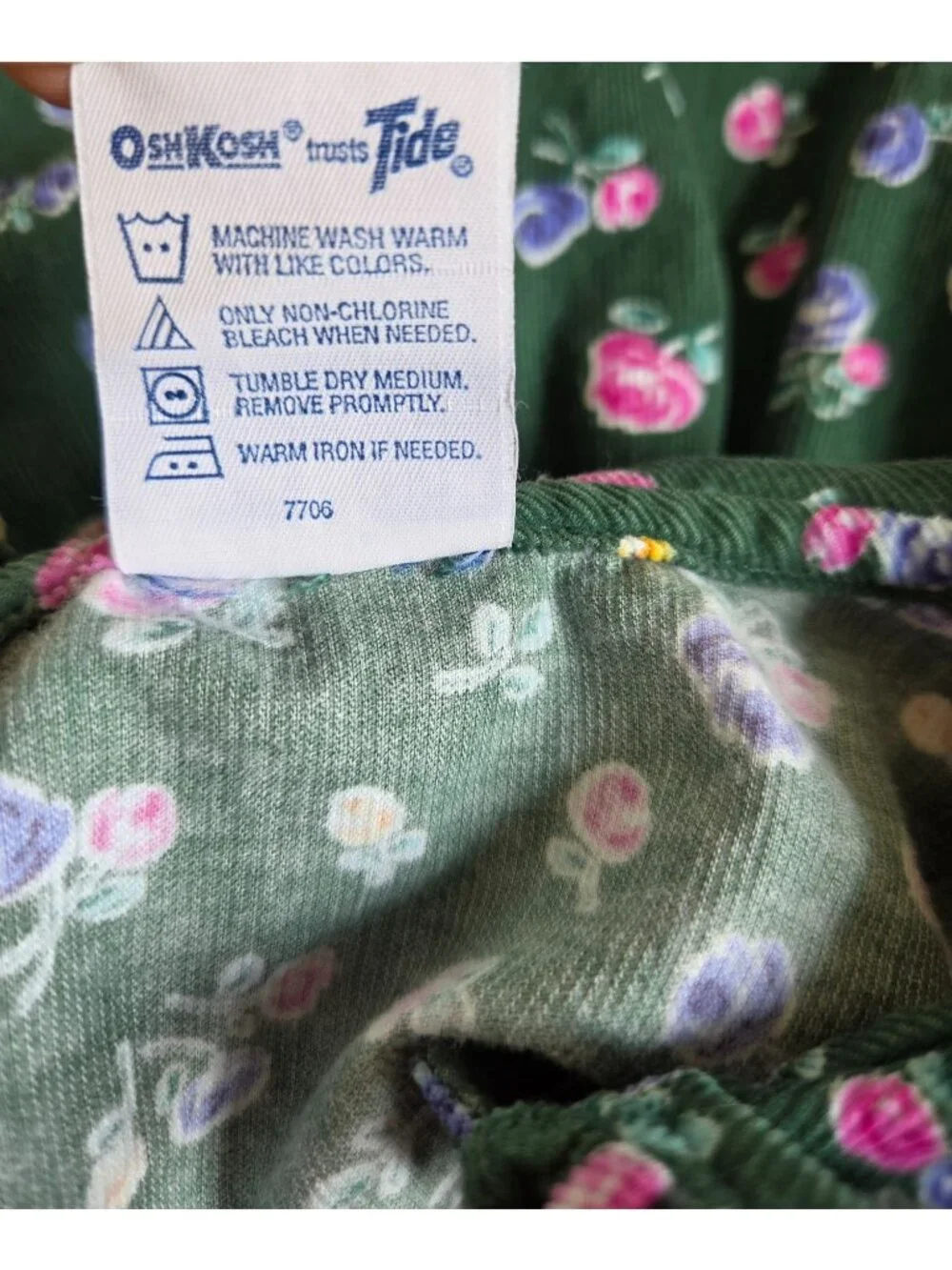 Vtg OshKosh Bgosh Green Floral Corduroy Dress 2T Long Sleeve Ruffled Buttons